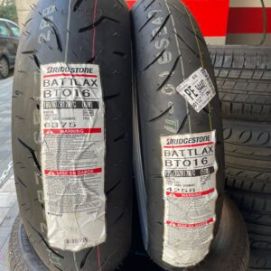 Bridgestone BT016Pro 120/70R17 58W + 160/60R17 69W by Gomme e sicurezza